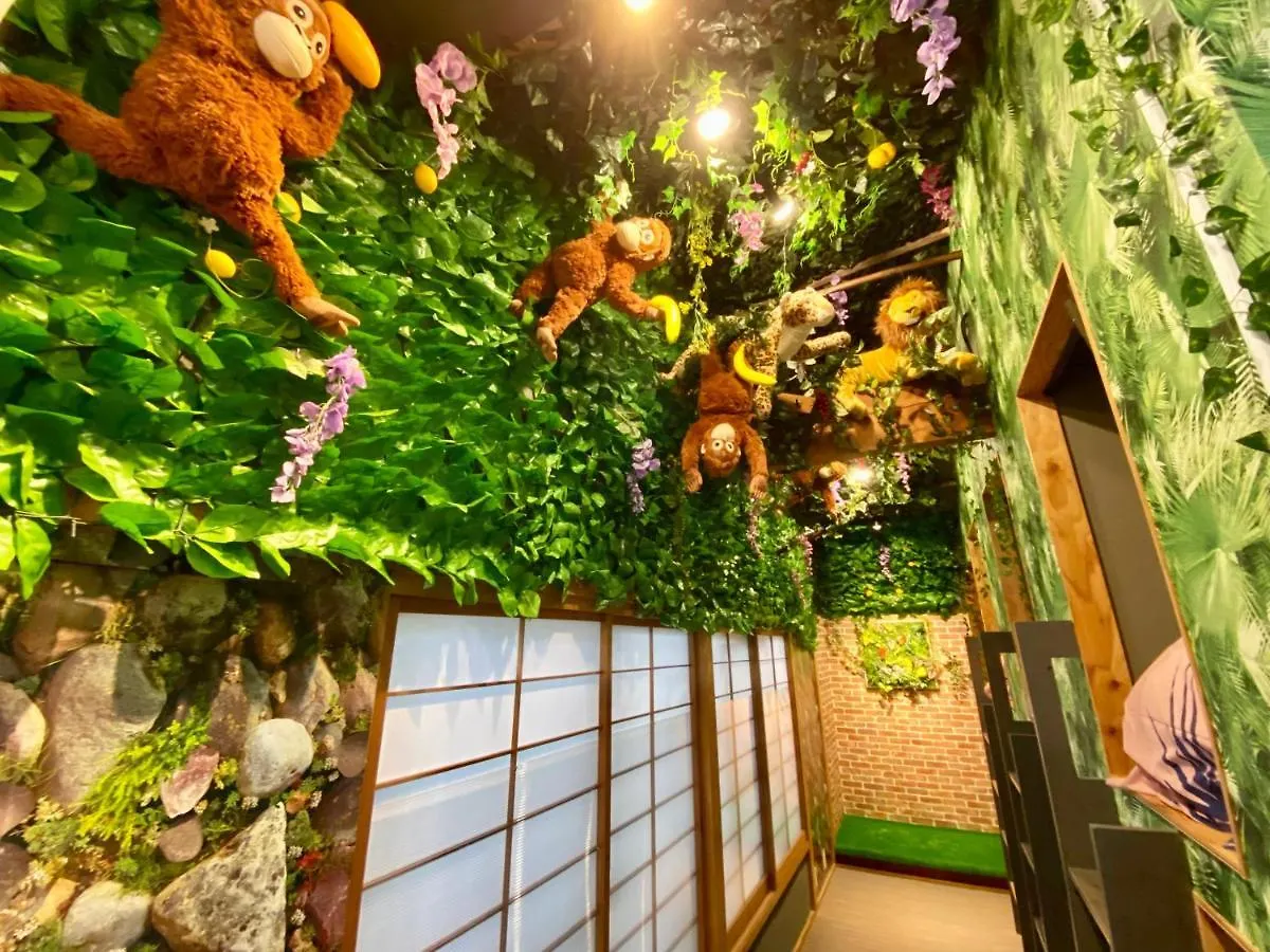 Hotel Jungle Fun Fun Osaka 0*,